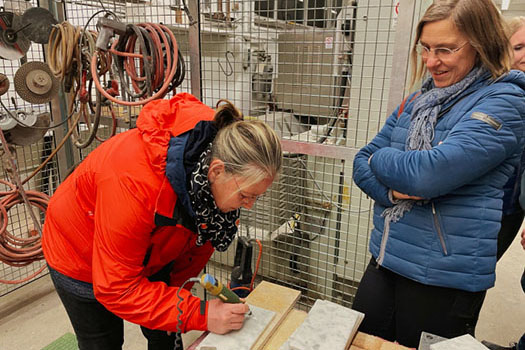 Betriebsbesichtigung bei Moser Grabmale Natursteine Bildhauerei